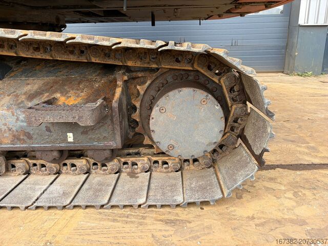 Pelle sur chenilles Doosan DX225LC-7