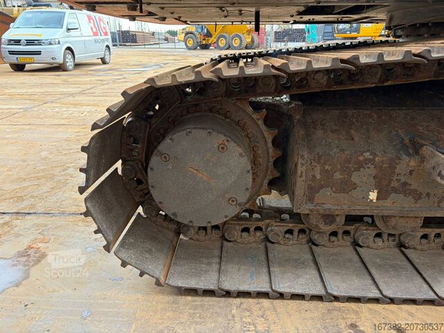 Crawler excavator Doosan DX225LC-7