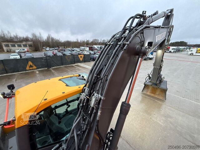 Crawler excavator Volvo EC 220 EL ROTOTILT / CENTRAL LUBRICATION / AC /...
