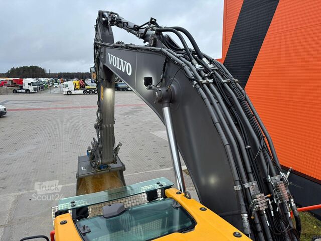 Crawler excavator Volvo EC 220 EL ROTOTILT / CENTRAL LUBRICATION / AC /...