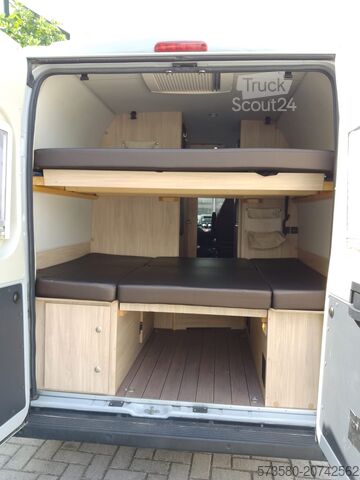 Furgonetka Fiat Ducato Weinsberg Carabus 600 K