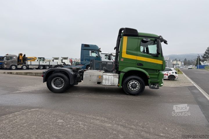 Tractor estándar Mercedes-Benz Arocs 1848 4x4H Kipphydraulik / Swiss-Vehicle