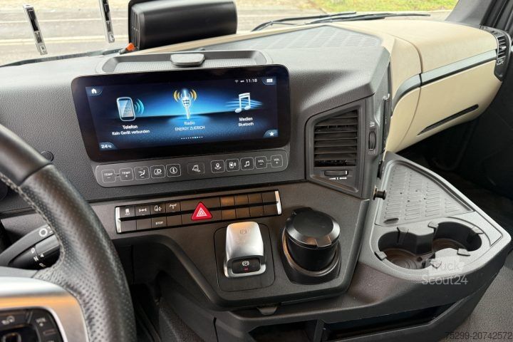 Tractor estándar Mercedes-Benz Arocs 1848 4x4H Kipphydraulik / Swiss-Vehicle