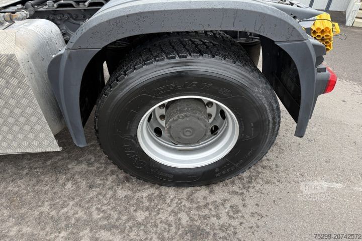 Tractor estándar Mercedes-Benz Arocs 1848 4x4H Kipphydraulik / Swiss-Vehicle