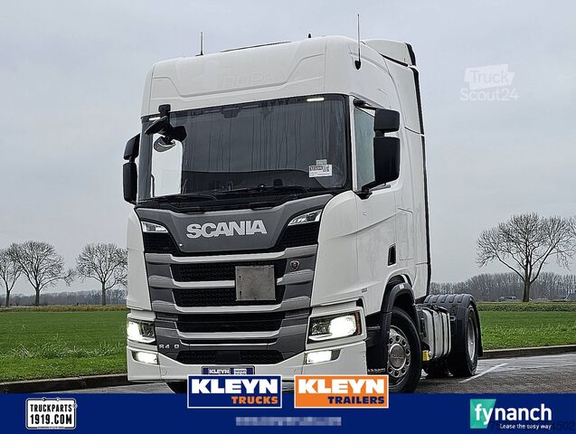 Standaard trekker SCANIA R450 ADR