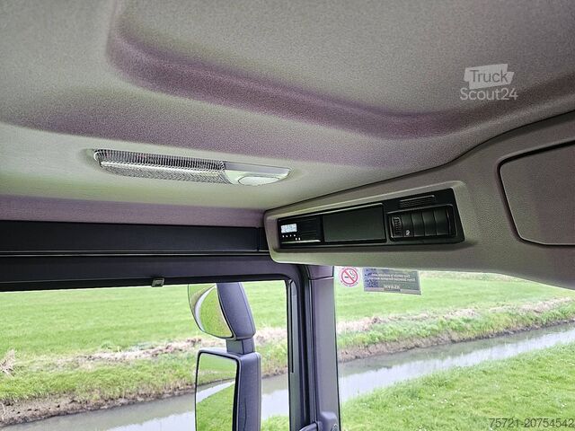 Gesloten bak SCANIA P280 NB 2T LIFT LED NAVI