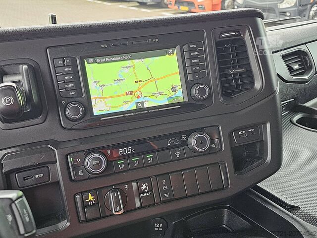 Gesloten bak SCANIA P280 NB 2T LIFT LED NAVI