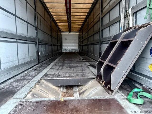 Ponjava Schmitz Cargobull Edscha / Coilmulde / Liftachse