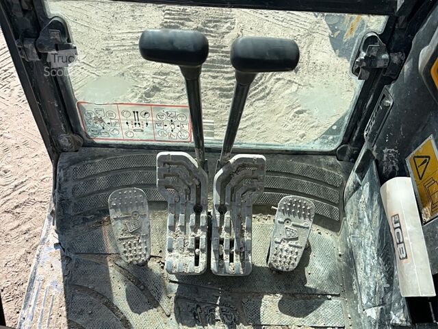 Lánctalpas kotrógép JCB JS145LC 4F