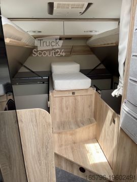 Halvintegrerad husbil Eura Mobil Profila T 660 EB 180 PS * Fahrassistenz-Paket