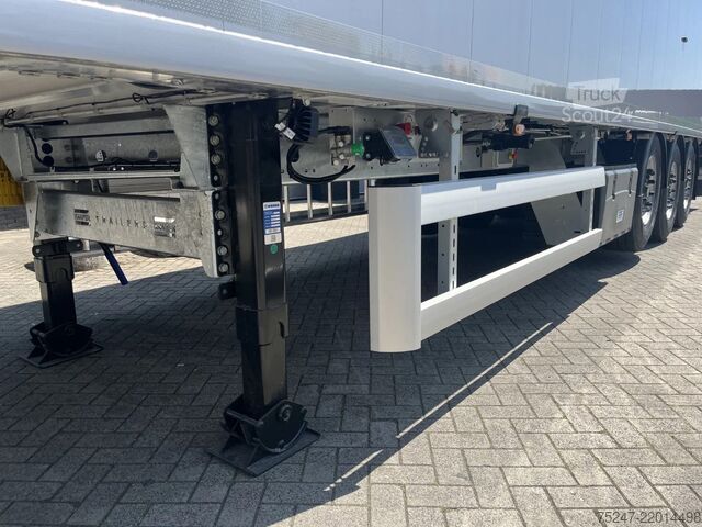 Flytende gulv Knapen Trailers K100 - 92m3 Zijwandbeschermzeil 10mm *huren / l...
