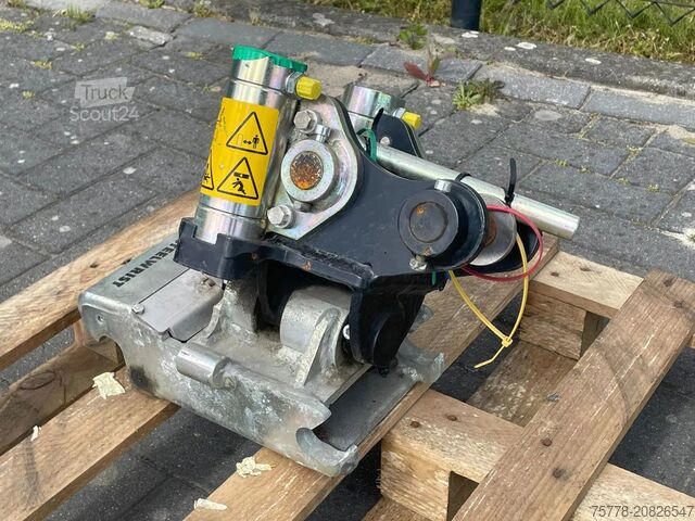 Toca-discos STEELWRIST TMX S30 -180HA | TILT QUICKCOUPLER | TILTING CO...