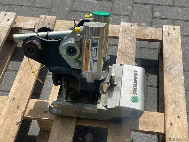 Toca-discos STEELWRIST TMX S30 -180HA | TILT QUICKCOUPLER | TILTING CO...