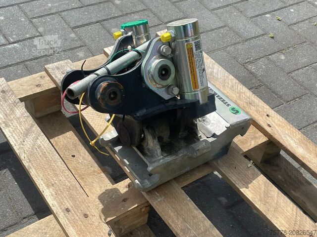 Toca-discos STEELWRIST TMX S30 -180HA | TILT QUICKCOUPLER | TILTING CO...