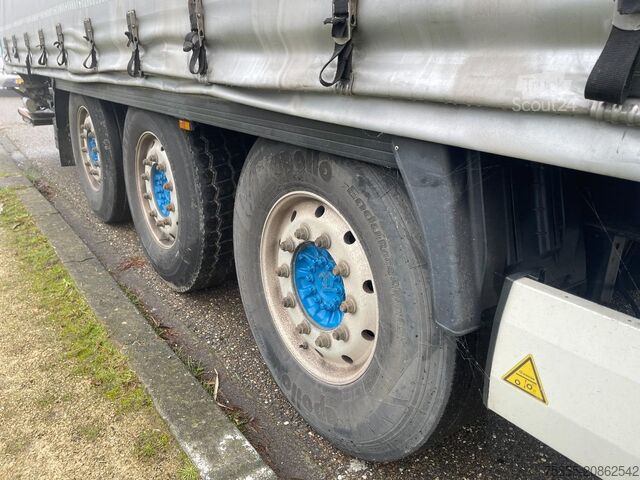 Curtain sided Krone N/A Curtainside / Liftaxle / 2T D`Hollandia Lif...