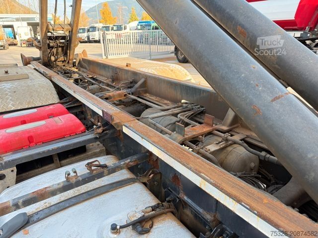 Tovornjak s kavljem za kontejnerje SCANIA G440 6X2 Lift Abrollkipper