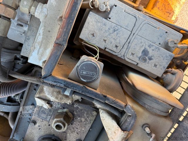 Single drum roller BOMAG BW 120 AD-3