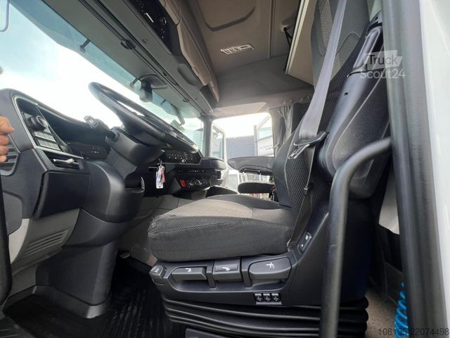 Камион с платформа DAF XF 480 *Kran Palfinger PK 24.001 SLD 5+Funk*