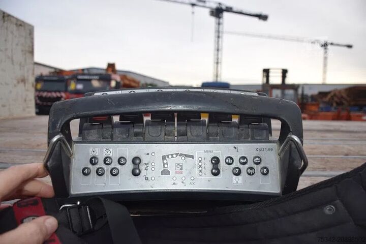 Camion cu macara DAF CF 530