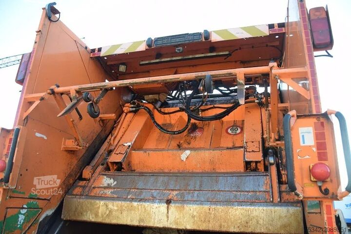 Veicolo per la raccolta dei rifiuti Iveco Stralis AD260S31 - PUSHER 4000