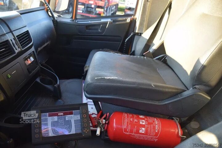 Veicolo per la raccolta dei rifiuti Iveco Stralis AD260S31 - PUSHER 4000