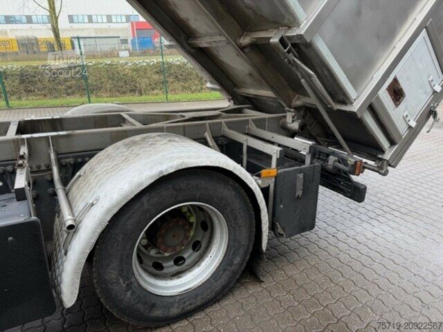 Müllwagen Mercedes-Benz 1824 4x2 Axor Schlachtmüllwagen/Kran