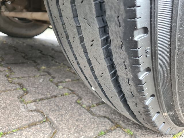 Fourgon benne basculante IVECO EuroCargo 80 E21 - Kipper + AHK - 139tkm