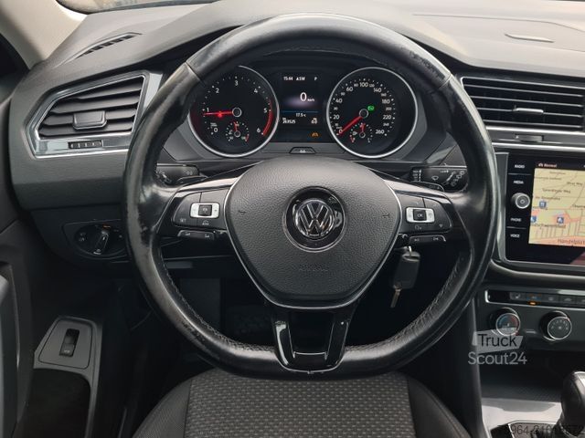 Pick-up VOLKSWAGEN Tiguan Allspace Comfortline 4M - AHK - LED -
