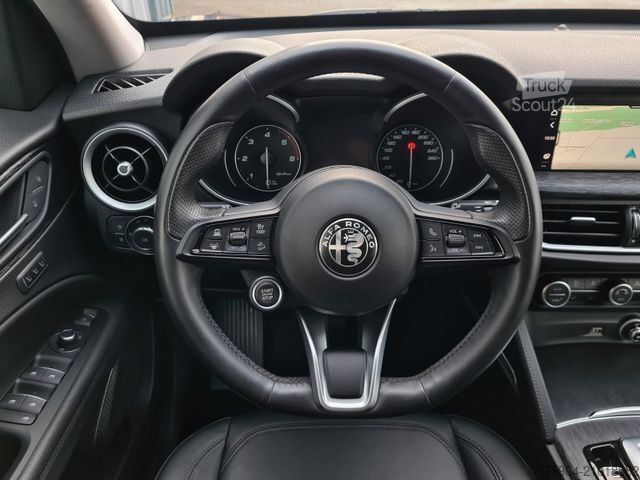 Pick-up ALFA ROMEO Stelvio Super Q4 - ASSISTS - AHK -