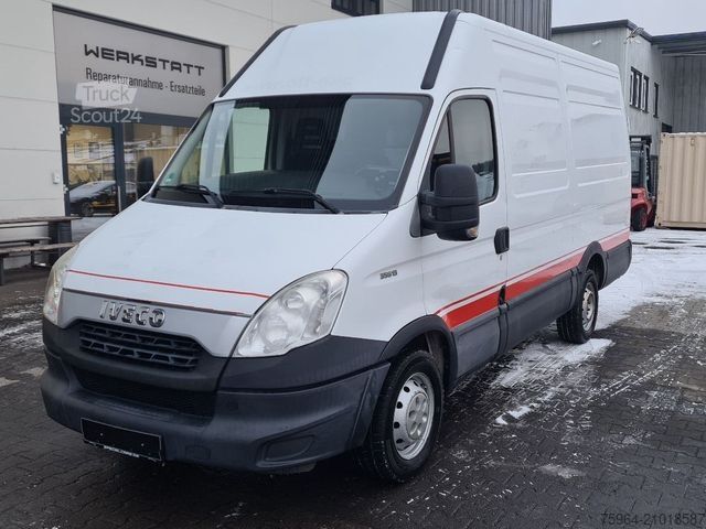 Fourgon surélevé IVECO Daily 35 S13 - Mittel/Hoch + Klima