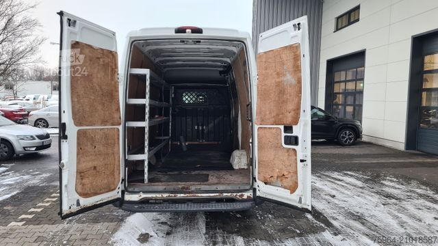 Fourgon surélevé IVECO Daily 35 S13 - Mittel/Hoch + Klima