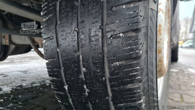 Fourgon surélevé IVECO Daily 35 S13 - Mittel/Hoch + Klima