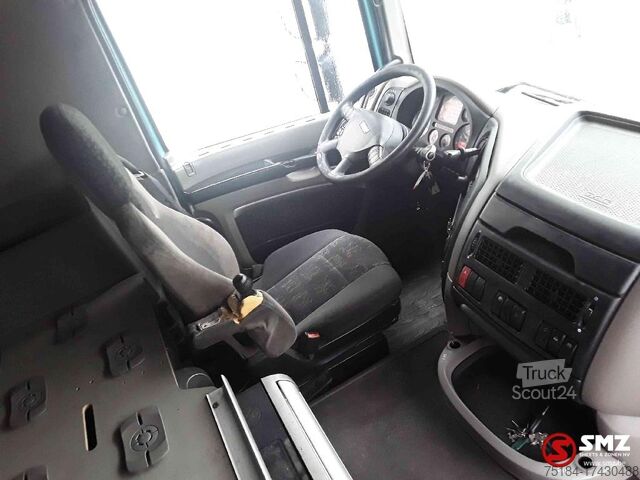 Standard tractor Daf XF 460 Spacecab mega