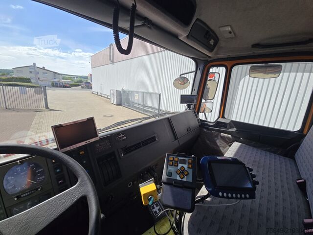 Châssis de camion MAN F10 26.272 6x6 F10 26.272 6x6, F90