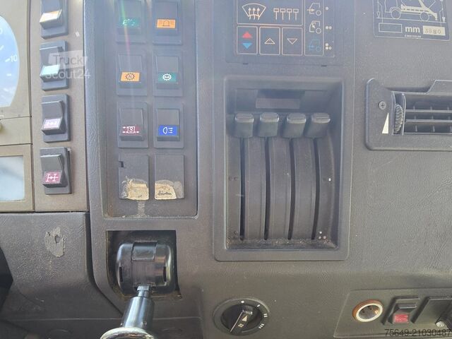 Châssis de camion MAN F10 26.272 6x6 F10 26.272 6x6, F90