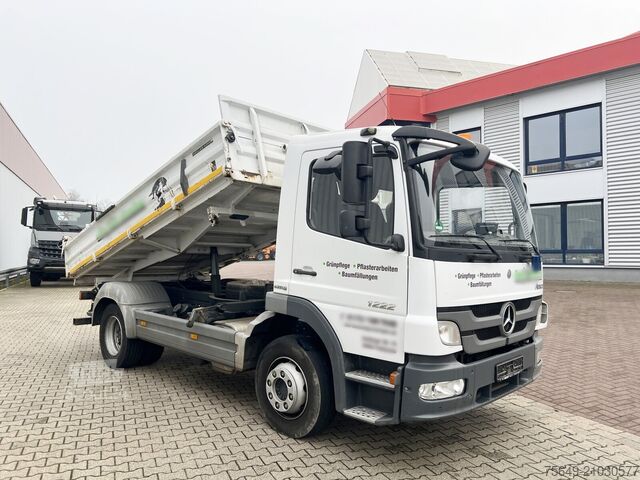 Camion-benne tricar Mercedes-Benz Atego 1222 K 4x2 Atego 1222 K 4x2, 2x AHK
