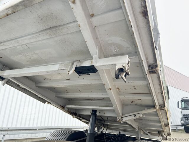 Camion-benne tricar Mercedes-Benz Atego 1222 K 4x2 Atego 1222 K 4x2, 2x AHK