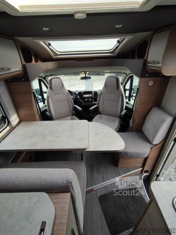 Polointegrovaný obytný vůz KNAUS Live Ti 650 MEG