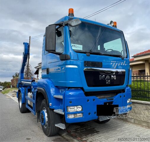 Grandininis konteinerių vežėjas 4x4 MAN nosič kontajnerov