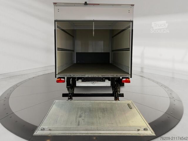 Box van Mercedes-Benz Sprinter 317 Koffer **MBUX,Navi,SHZ,KlimaA