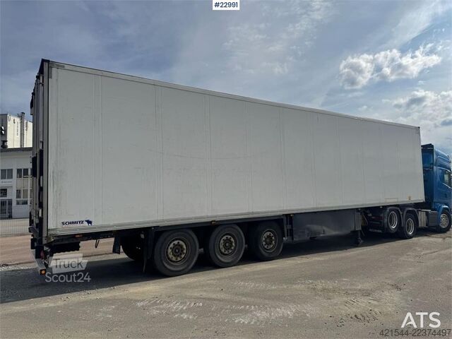  Schmitz Cargobull box semi-trailer with Carrier refrigeration unit.