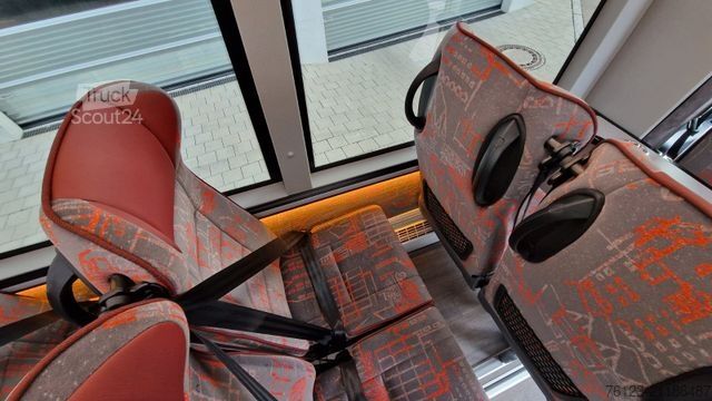 Minibus MERCEDES-BENZ 30 Sitzer Schul- Transferbus 519 Lagerfahrzeug