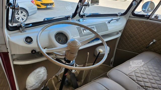 Minibus VOLKSWAGEN T 1 Samba mit Safarifenster