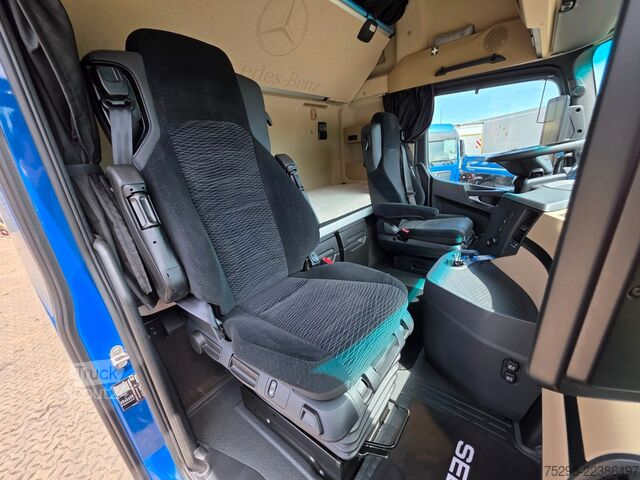Nákladné vozidlo s výmennou nadstavbou MERCEDES-BENZ Actros 2553 / Retarder / Ldbw / Lenkachse / 6E