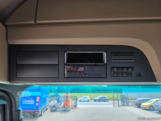Nákladné vozidlo s výmennou nadstavbou MERCEDES-BENZ Actros 2553 / Retarder / Ldbw / Lenkachse / 6E