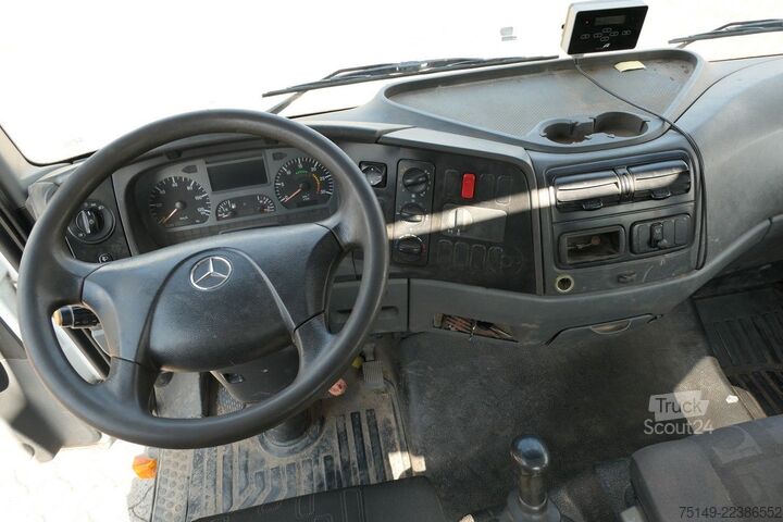 Самосвал-фургон MERCEDES-BENZ 813 Atego Abrollkipper