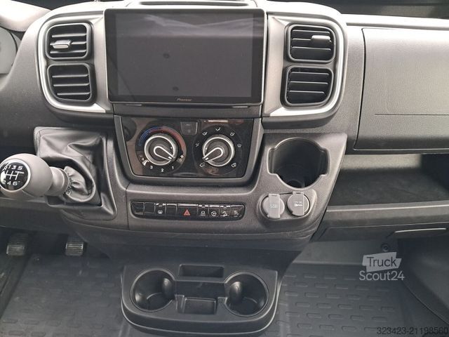 Puoliksi integroitu matkailuauto FORSTER T F699 EB LTE,Solar,Markise,Lithium,Hubbett