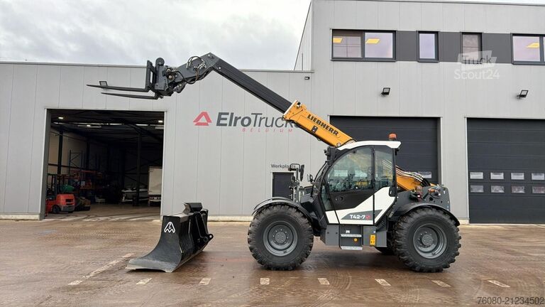 Telehandler Liebherr T42-7S (INCL BUCKET / BE MACHINE / LIKE NEW / 7...