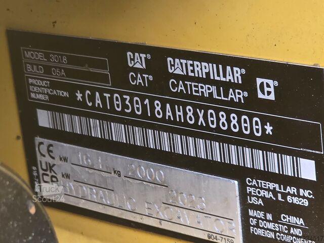 міні-екскаватор Caterpillar 301.8