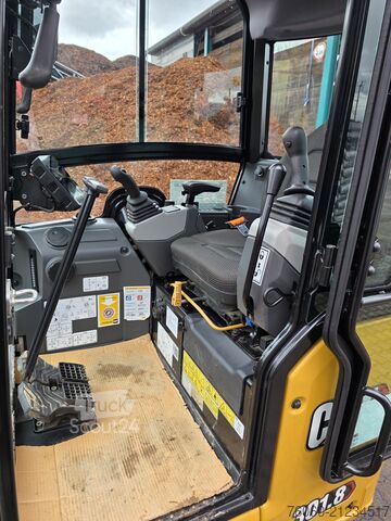 міні-екскаватор Caterpillar 301.8